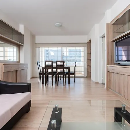Caspian Flat 305 * Larnaca