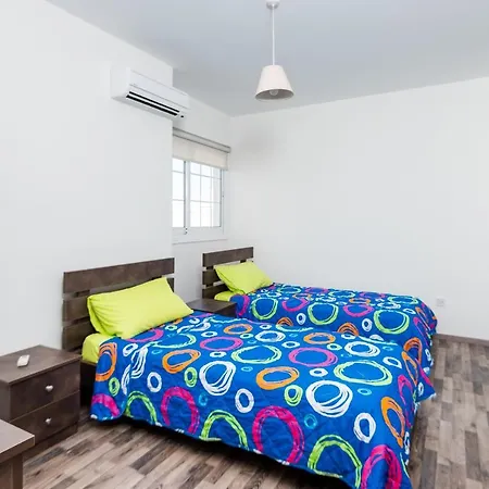 Caspian Flat 305 Lägenhet